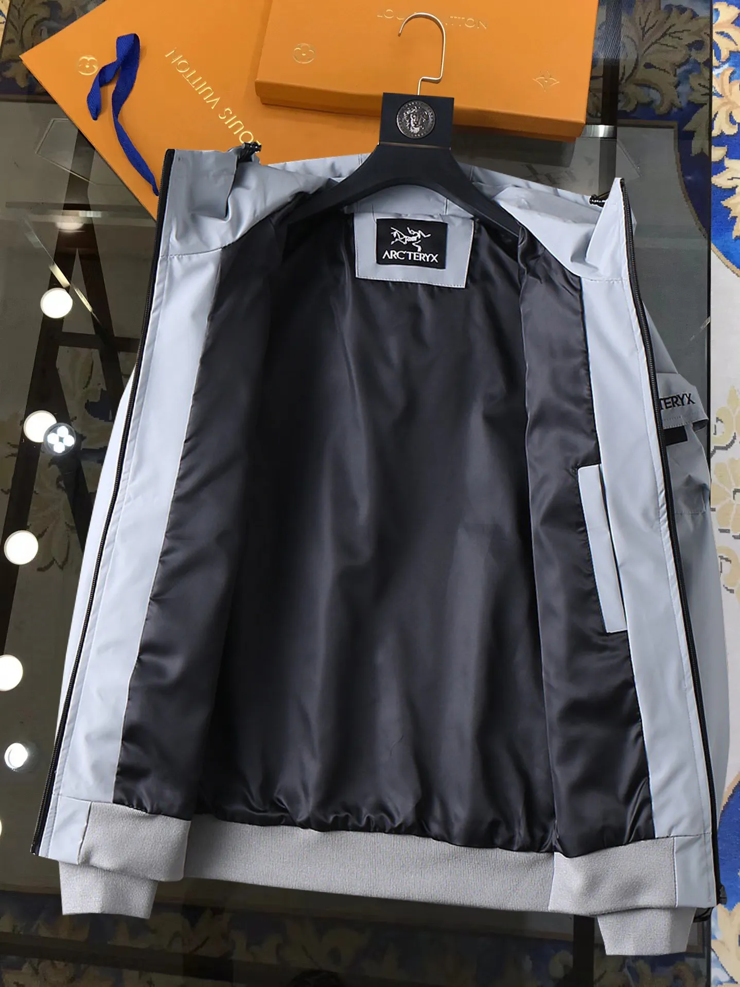 Same Style， ， ！2026 New Arrival ，Original Premium ！ Breathable ， ， ， Quality。 ！ ， ！Sizes：M～3XL
